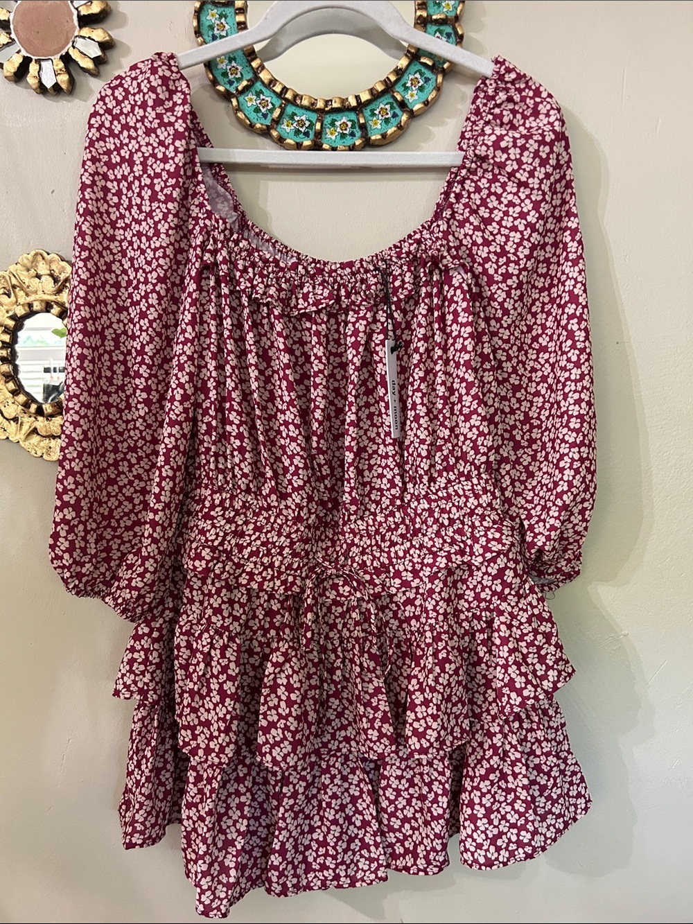Day + Moon NWT Red Cream Floral Long Sleeve Smocked Romper Sz Medium Ruffle Boho